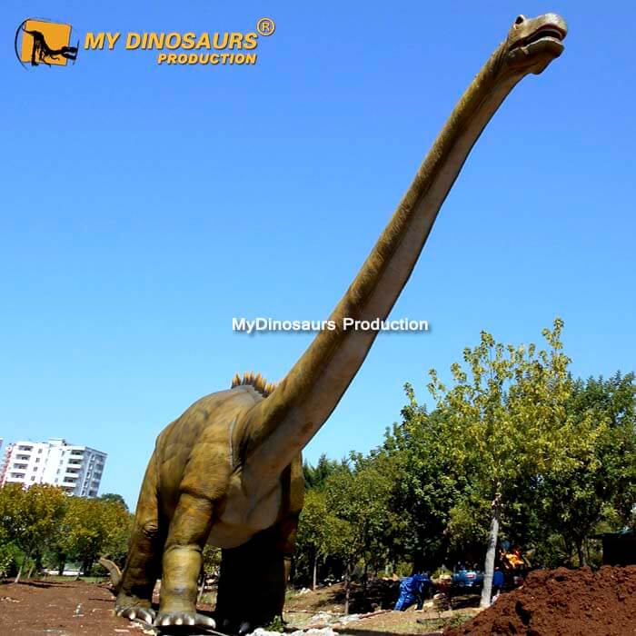 animatronic Diplodocus