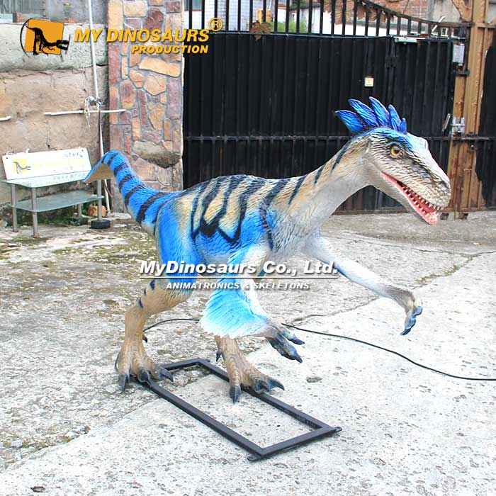 Animatronic-Troodon-2